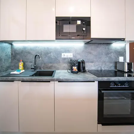 Rooftop 6ppl Free Parking Apartment *