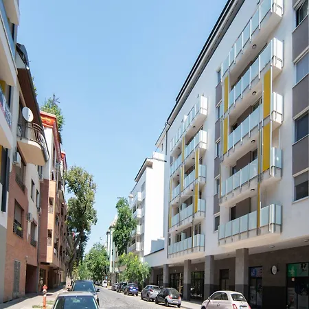 Rooftop 6ppl Free Parking Apartment *