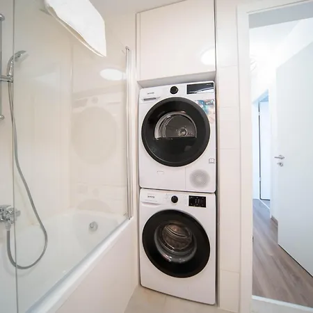 Rooftop 6ppl Free Parking