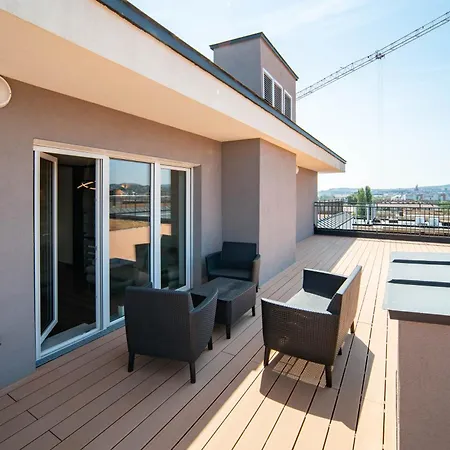 Rooftop 6ppl Free Parking Appartement Boedapest